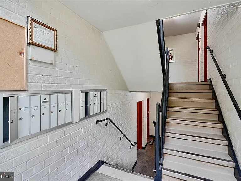 625 A Chesapeake St SE #101 — Photo 14