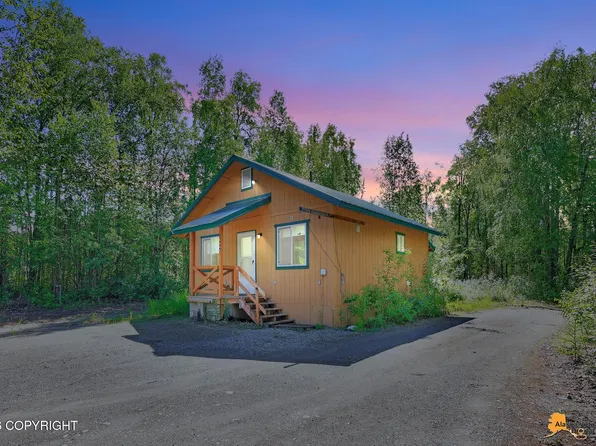 14940 E Kellard Cir, Talkeetna, AK 99676