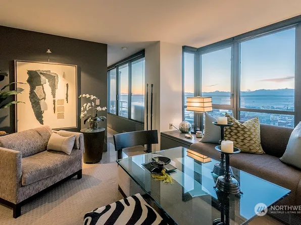 2125 1st Avenue #902, Seattle, WA 98121