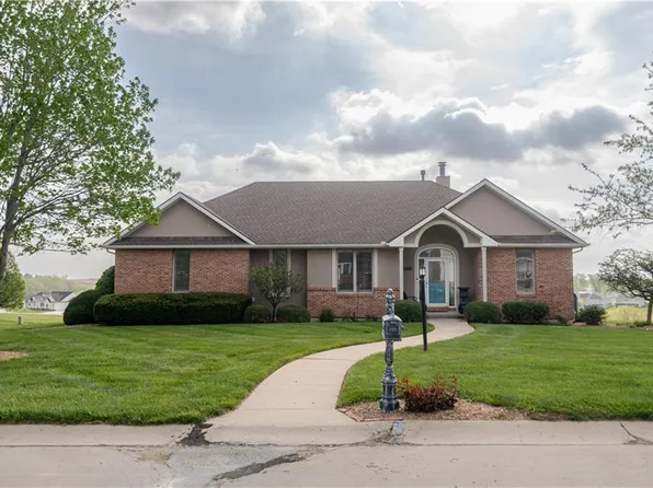 1510 Brookdale Dr, Atchison, KS 66002