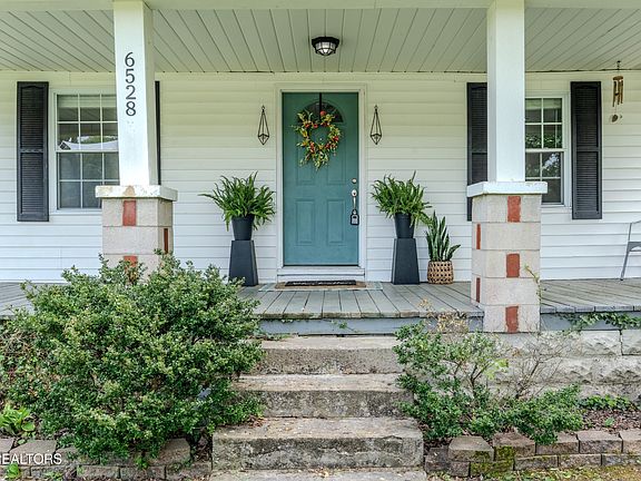 4th image of 6528 Jackie Ln