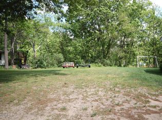 10208 E Shore Dr, Portage, MI 49002
