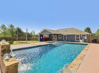 165 Cattlemens Dr, Bastrop, TX 78602