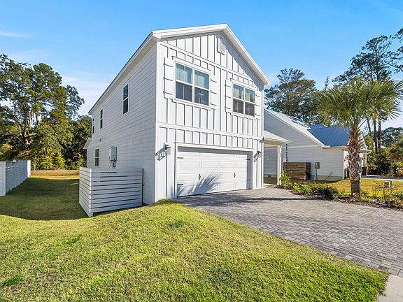 2nd image of 80 Bayou Edge Lndg