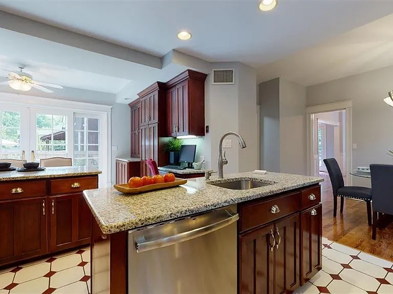 6637 Waterman Ave — Photo 13