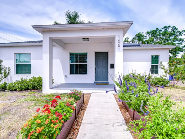 1051 44th St S, Saint Petersburg, FL 33711
