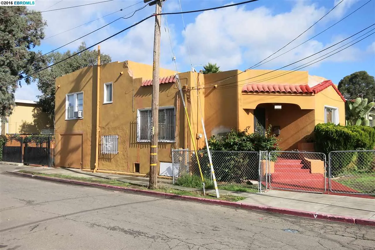 1701 78th Ave photo 1
