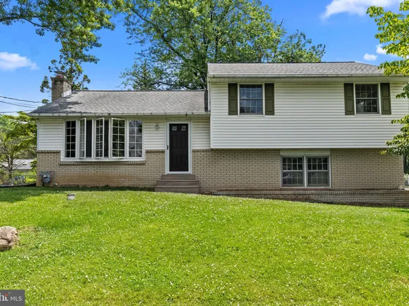 199 Mallard Rd, Feasterville Trevose, PA 19053