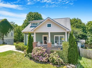 157 Estelle Park Dr, Asheville, NC 28806