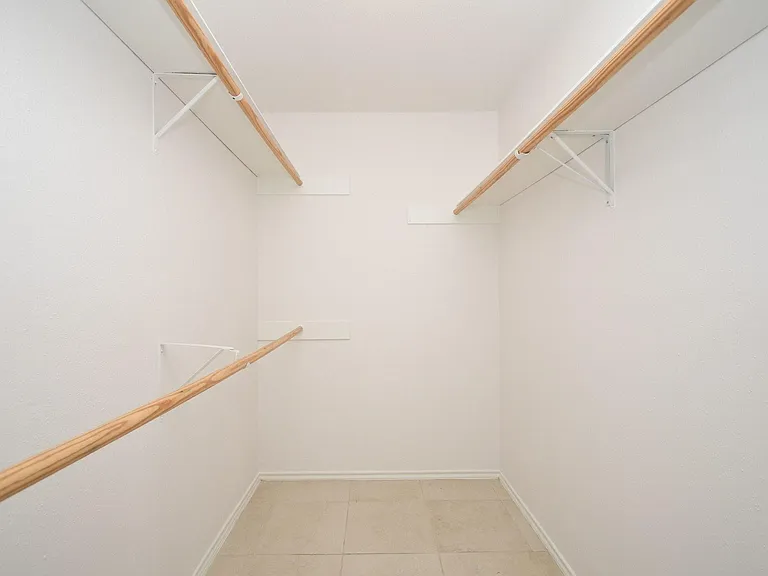 2303 Old Dixie Dr — Photo 29