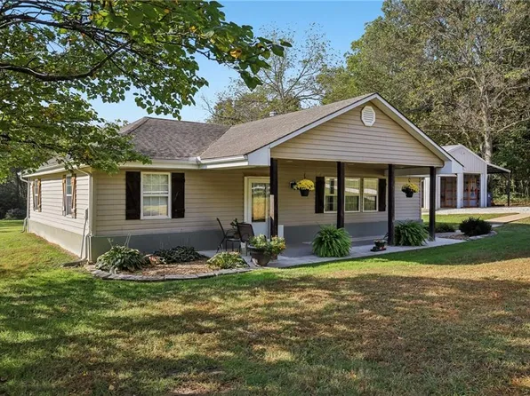 1220 NW 665th Rd, Holden, MO 64040