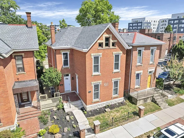 42 King Ave #A — Photo 3