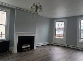 302 Summit Ave FLOOR 2, Jersey City, NJ 07306