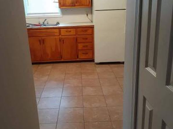 1100 Cedar St APT 03