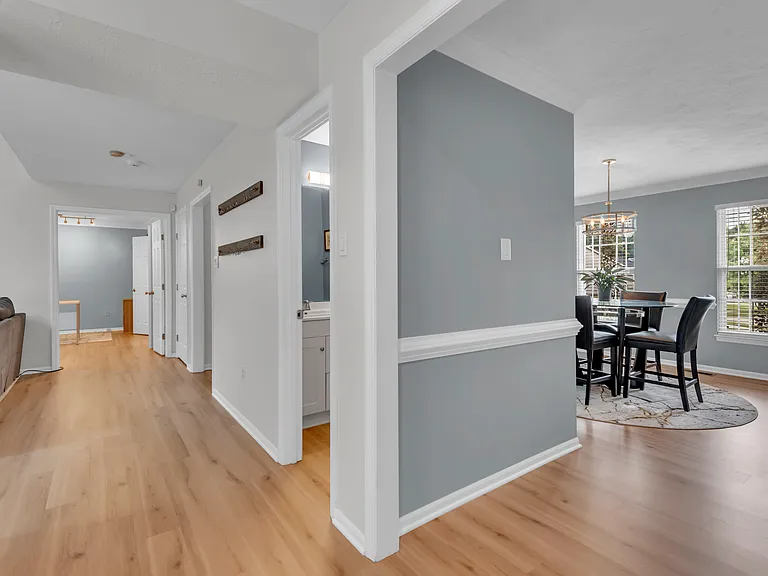 1402 Bermuda Dunes Ct — Photo 10
