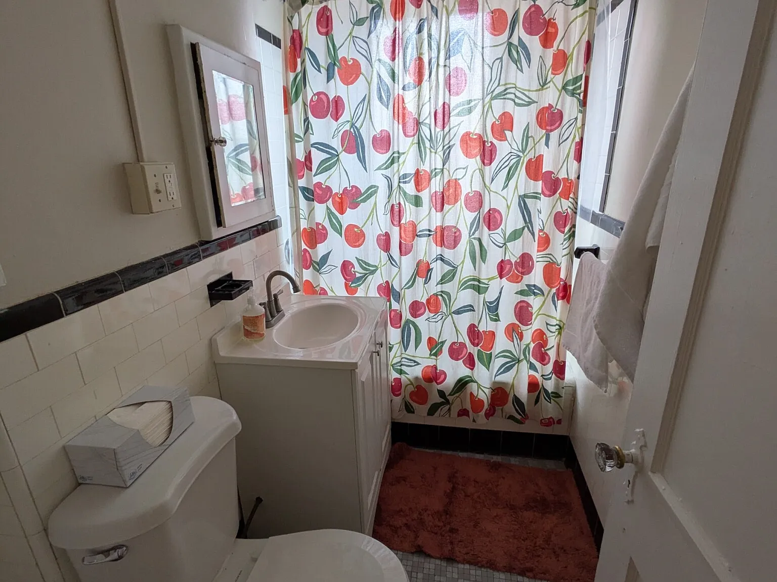 Studio, 999 sqft, $2,875 — Photo 2