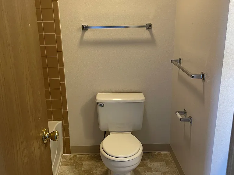 Ridge Hill Apartments — Photo 49