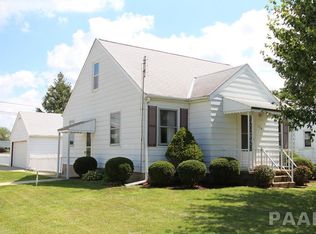 226 William St, East Peoria, IL 61611
