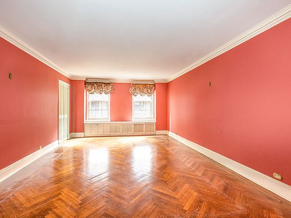 2nd image of 14 Sutton Pl S APT 5C