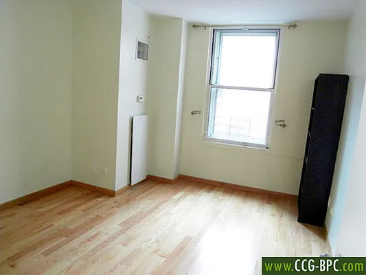 Rented by CCG Real Estate Brokerage | media 3