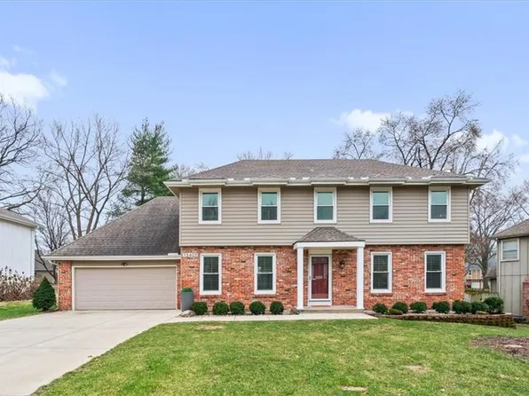 12407 W 102nd St, Lenexa, KS 66215