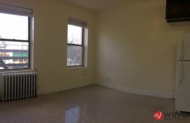 Rented by Wave Real Estate Group | media 20