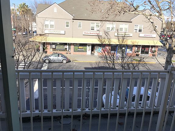 3rd image of 2100 P St APT 4