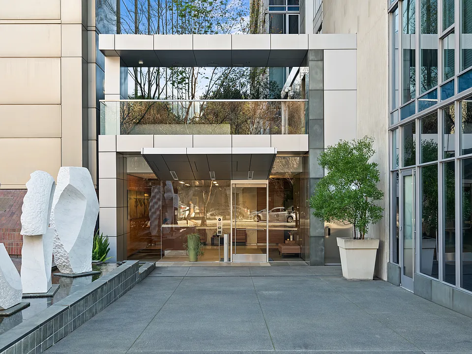 631 Folsom St #9C