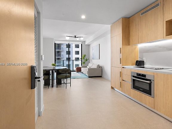 2nd image of 11 NE 6th St #1712