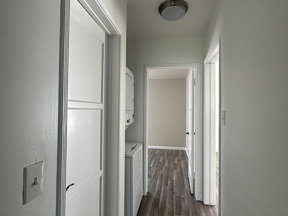 5th image of 4963 Templeton St