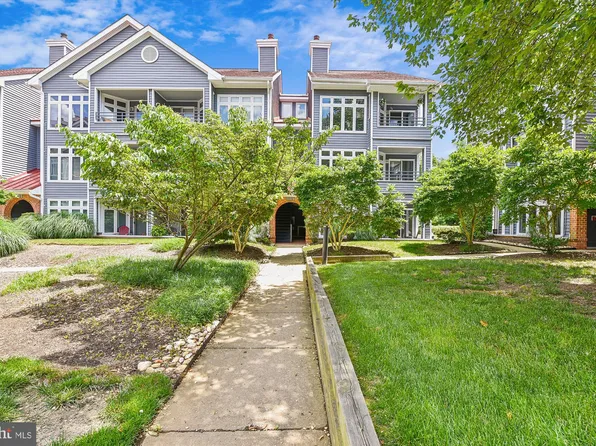 1119 Lake Heron Dr APT 2B, Annapolis, MD 21403