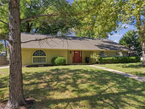 8130 S Florence Pl, Tulsa, OK 74137