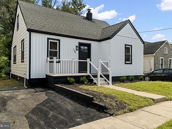 2nd image of 137 Ardsley Ave