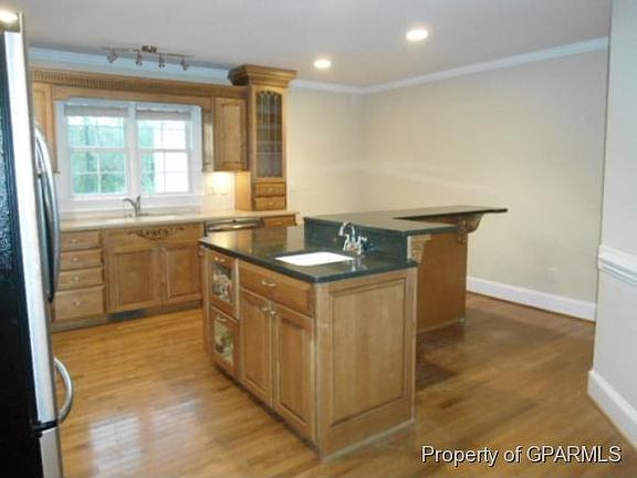 5th image of 4189 Dale Dr