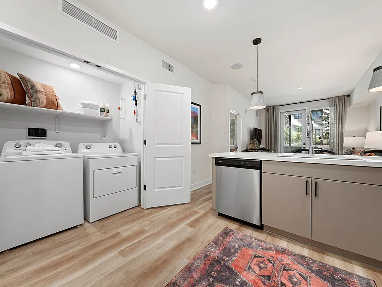 Overture Arcadia 55+ Active Adult Apartment Homes — Photo 4