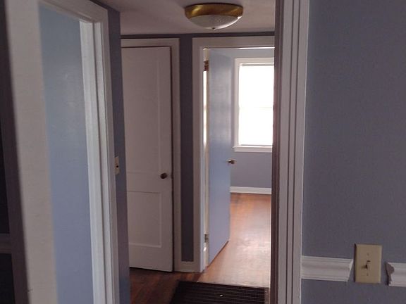 5th image of 225 McKibbon St