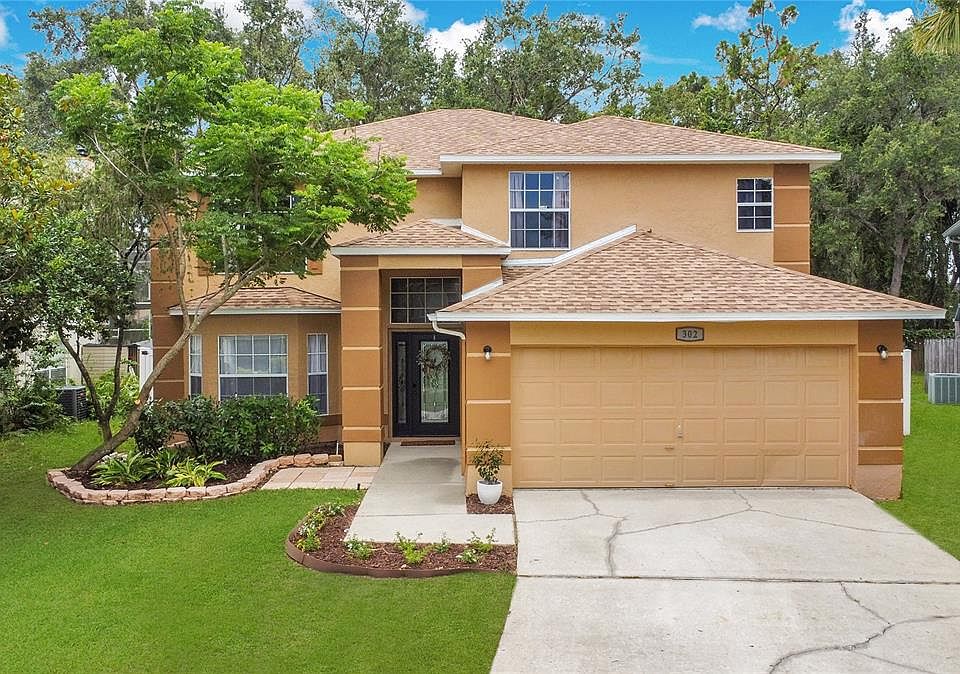 1st image of 302 Prairie Dune Way