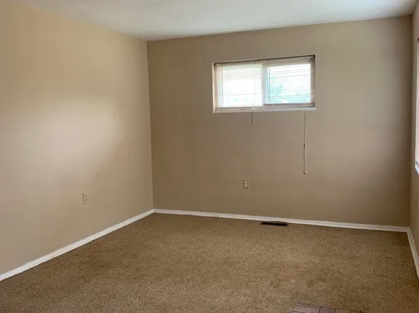 1111 Troy St #4, Dayton, OH 45404