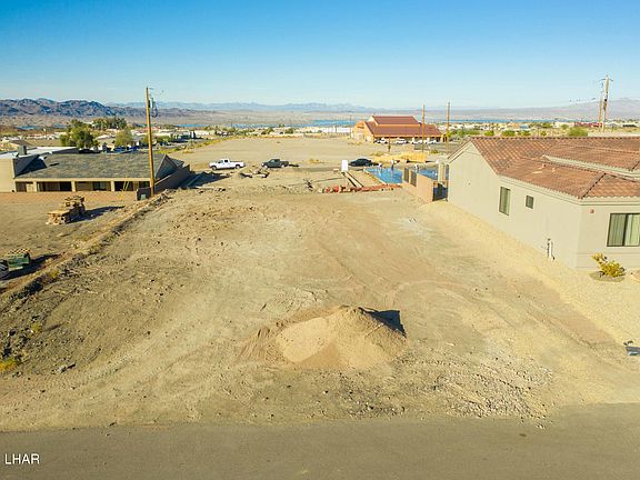 3rd image of 3175 Summit Way Lot 8