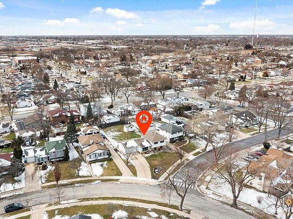 5th image of 216 S Evergreen Ave