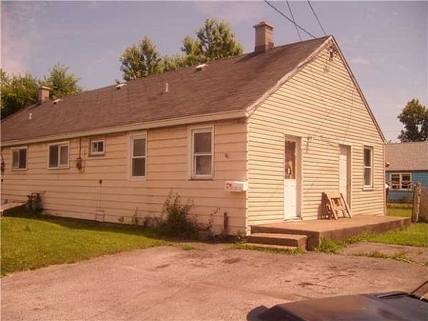 1st image of 99 Alcott Ct