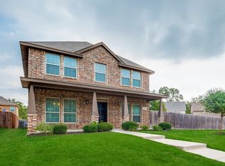 224 Allerton Ln, Lancaster, TX 75146