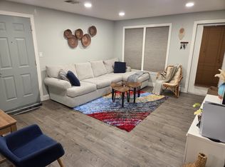 20 Walden Dr APT 13, Natick, MA 01760