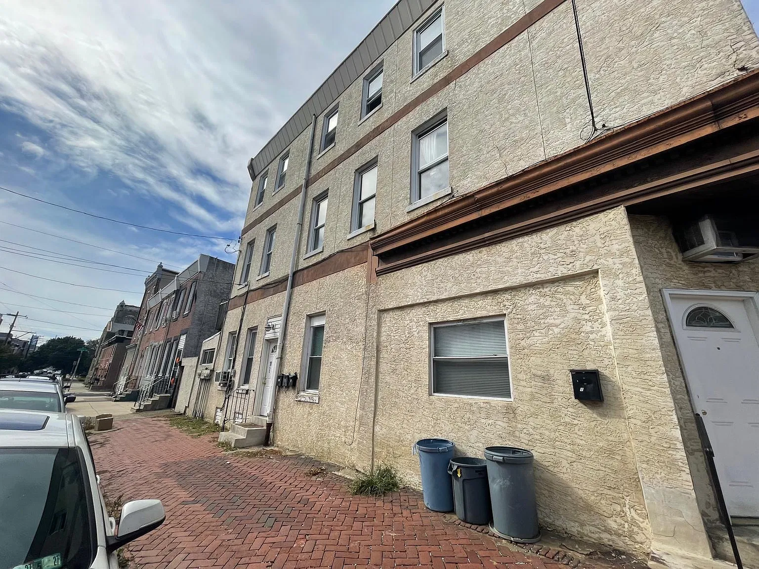 2 bed, 1019 sqft, $1,450 — Photo 2