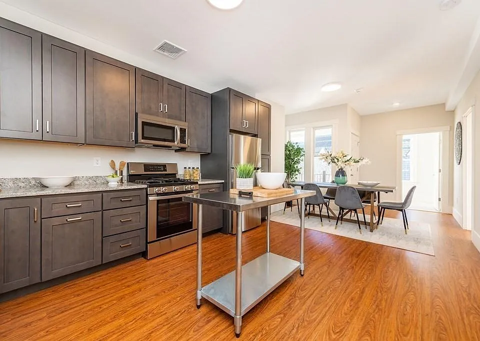 71 Adams St #1