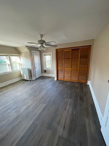 1610 W Walnut St #2 Photo 1