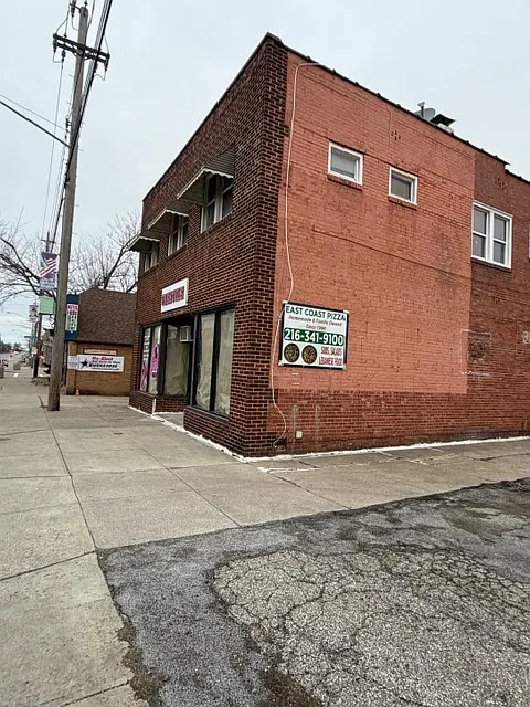 1 bed, 400 sqft, $875 — Photo 1