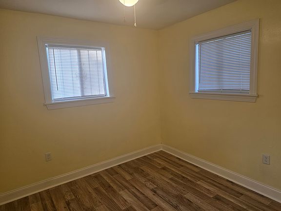4th image of 3515 Lampton Ave