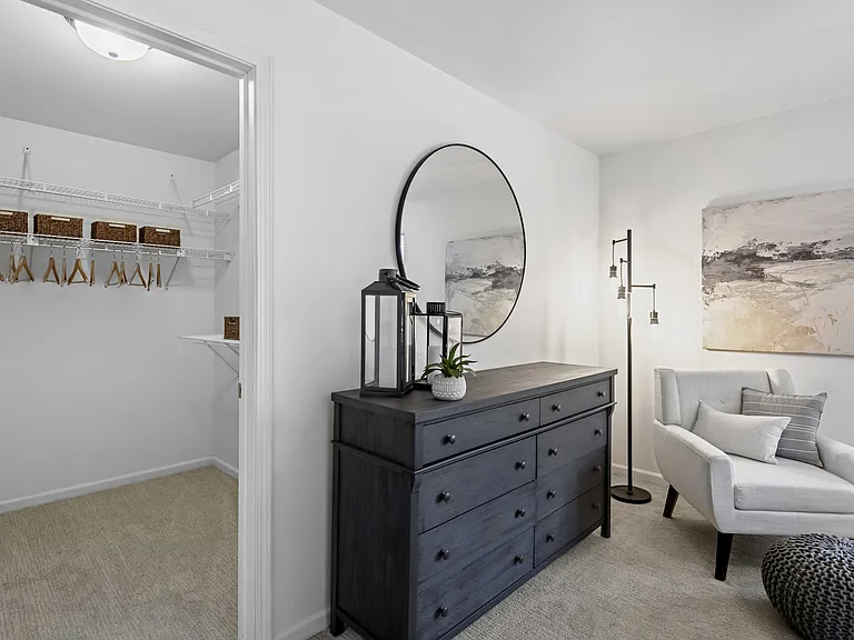 Foxcroft Apartments Bedroom