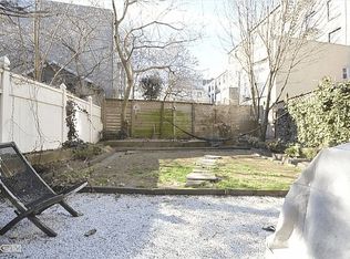 12 Willoughby Ave, Brooklyn, NY 11205